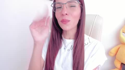 Help me reach 100 likes online show from February 26, 2025, 7:27 pm