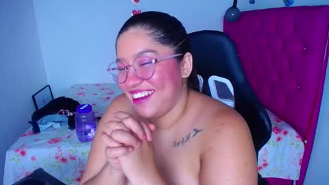 mai rojas online show from March 7, 2025, 1:53 am