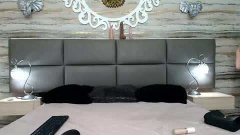 little_mayy online show from March 20, 2026, 12:10 pm