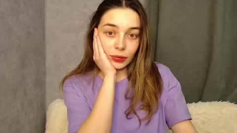 Mia   Im online every day 1530 PM in New York  2030 PM in London online show from December 20, 2024, 8:23 pm