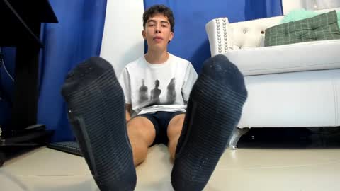 Snapshot of little_peeter chatting on January 7, 2025, 11:35 pm PEETER online show from January 7, 2025, 11:35 pm