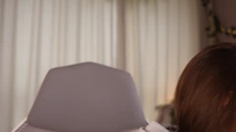 Snapshot of little_poetry chatting on September 19, 2025, 11:55 am Kiki online show from September 19, 2025, 11:55 am