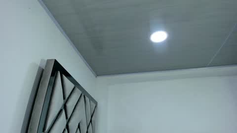 Abbie online show from December 5, 2024, 3:37 am