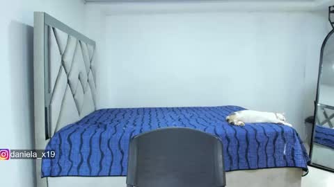 Abbie online show from September 12, 2025, 12:44 am