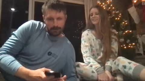 Snapshot of littleash33 chatting on December 21, 2024, 8:07 am littleash33 online show from December 21, 2024, 8:07 am