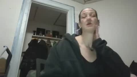 Snapshot of littlebigsquirt7945 chatting on May 13, 2026, 3:26 am Sady Jayne online show from May 13, 2026, 3:26 am