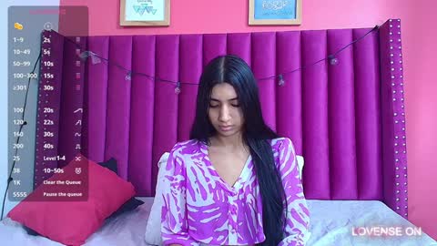 Snapshot of littlee_emilyy_ chatting on December 12, 2024, 6:53 pm Emily online show from December 12, 2024, 6:53 pm