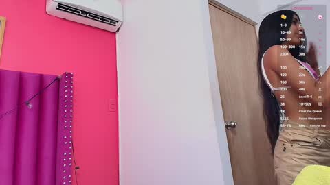 Snapshot of littlee_emilyy_ chatting on January 31, 2025, 2:58 am Emily online show from January 31, 2025, 2:58 am