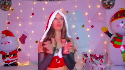 Snapshot of littlee_emma_ chatting on December 31, 2024, 6:27 am littlee_emma_ online show from December 31, 2024, 6:27 am