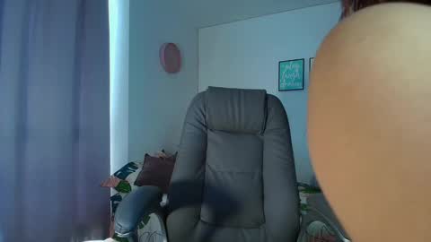 Sophie online show from December 2, 2024, 2:08 pm