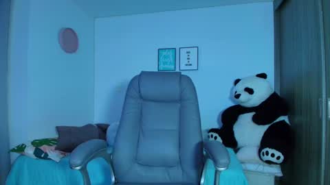 Sophie online show from January 4, 2025, 12:59 am