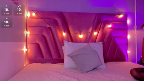 Snapshot of littleebonymommy chatting on October 22, 2025, 2:45 am Tania online show from October 22, 2025, 2:45 am