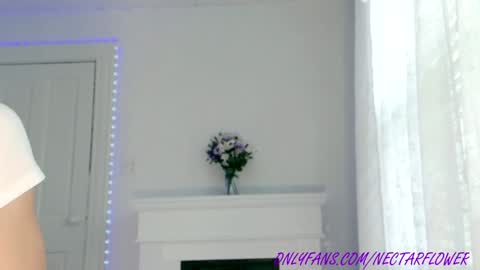 Audra A online show from February 8, 2025, 1:54 pm