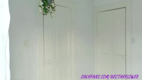 Audra A online show from February 9, 2025, 1:56 pm