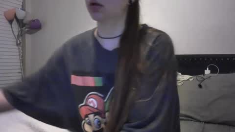 Snapshot of littlejessielov chatting on December 4, 2024, 9:18 am Jessie online show from December 4, 2024, 9:18 am