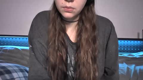 Snapshot of littlejessielov chatting on February 18, 2025, 6:59 am Jessie online show from February 18, 2025, 6:59 am