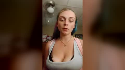 Snapshot of littleleo96 chatting on August 1, 2026, 1:43 pm littleleo96 online show from August 1, 2026, 1:43 pm