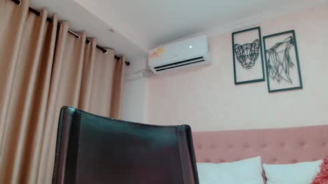 Sarahs Room online show from December 9, 2024, 5:40 am