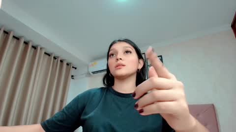 Sarahs Room online show from February 20, 2025, 11:54 pm