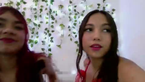 Snapshot of littlemoonx chatting on April 13, 2026, 12:49 am Moon online show from April 13, 2026, 12:49 am