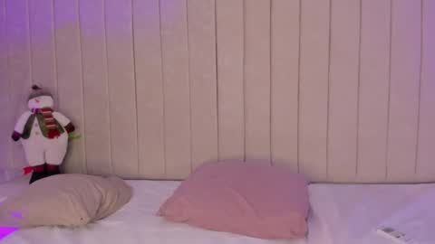 im olivia IG littleolivia01 online show from December 31, 2024, 7:51 pm
