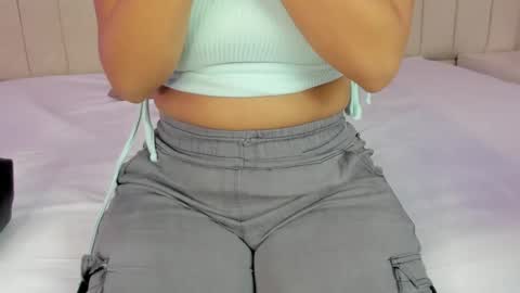 im olivia IG littleolivia01 online show from January 9, 2025, 1:13 pm