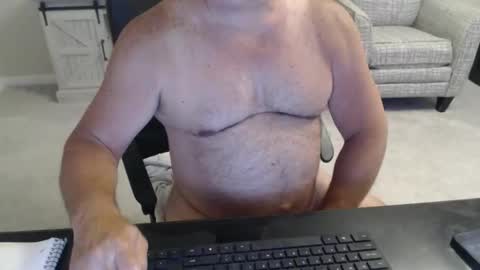Snapshot of littleone1111765968 chatting on June 1, 2026, 12:45 am littleone1111765968 online show from June 1, 2026, 12:45 am