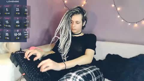 Felix online show from March 8, 2025, 2:08 pm