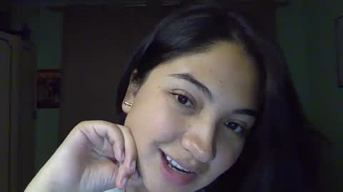 Mia  Wednesday to Sunday 730 am to 1030 am Colombian Hour D online show from September 29, 2025, 2:06 am