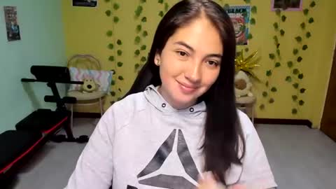 Snapshot of littleprety6969 chatting on June 14, 2026, 5:31 am Mia Wednesday to Sunday 730 am to 1030 am Colombian Hour D online show from June 14, 2026, 5:31 am