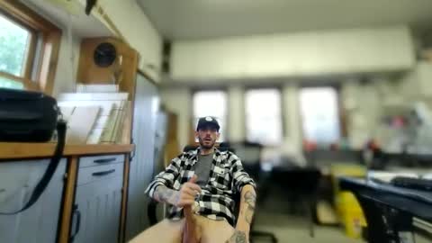 littlesamp online show from April 15, 2026, 4:58 pm