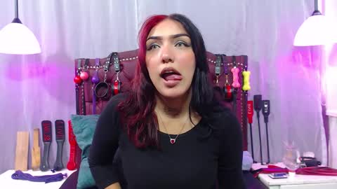 Snapshot of littlesophie_dbs chatting on March 18, 2026, 9:51 pm littlesophie_dbs online show from March 18, 2026, 9:51 pm