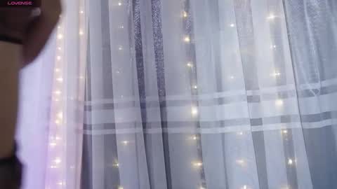 Snapshot of littletammy_ chatting on October 11, 2025, 1:53 pm littletammy_ online show from October 11, 2025, 1:53 pm