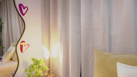 littletammy_ online show from January 6, 2026, 2:54 pm