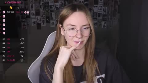 Eliana online show from March 16, 2026, 11:03 am