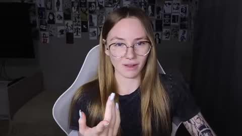 Eliana online show from June 14, 2026, 7:54 am