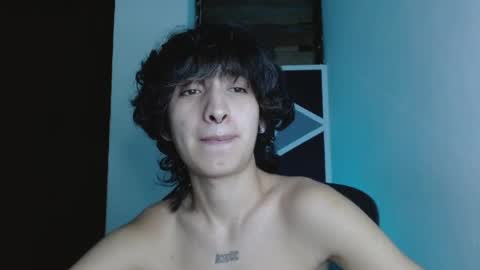 Snapshot of littlextrem chatting on May 17, 2026, 12:52 am Eros online show from May 17, 2026, 12:52 am