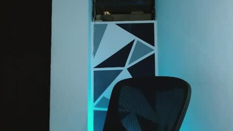 Snapshot of littlextrem chatting on June 4, 2026, 2:06 am Eros online show from June 4, 2026, 2:06 am