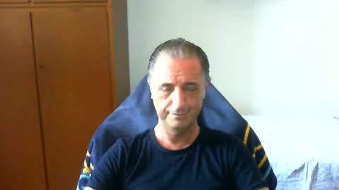 liuk53 online show from May 29, 2026, 12:58 pm