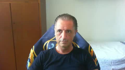 liuk53 online show from May 31, 2026, 11:50 am