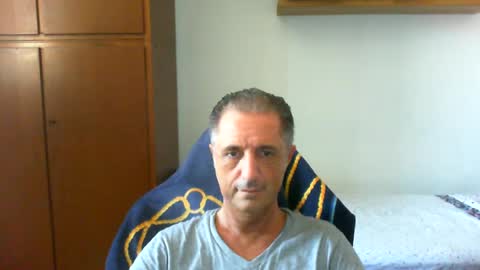 liuk53 online show from June 22, 2026, 11:51 am