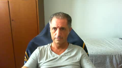 liuk53 online show from June 29, 2026, 12:38 pm
