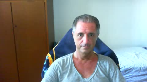 liuk53 online show from July 2, 2026, 1:06 pm