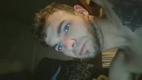 Snapshot of livetyy chatting on December 5, 2025, 1:52 pm livetyy online show from December 5, 2025, 1:52 pm