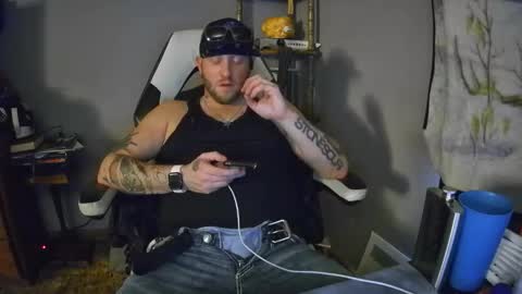 livingpuddle online show from November 20, 2025, 7:35 pm