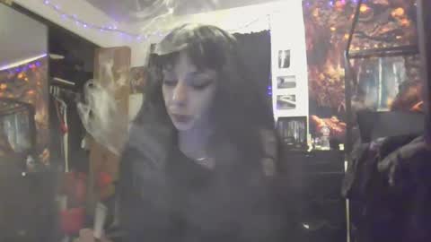 Liv Mirage online show from January 8, 2025, 3:29 am