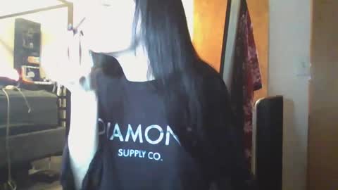 Liv Mirage online show from February 4, 2026, 8:14 pm