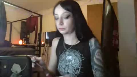 Snapshot of livmirage chatting on February 14, 2026, 6:48 pm Liv Mirage online show from February 14, 2026, 6:48 pm