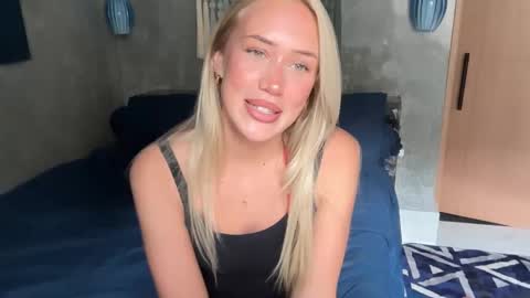 Snapshot of livslifee chatting on February 25, 2026, 3:16 am olivia online show from February 25, 2026, 3:16 am