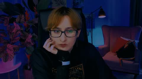 LixeLuna online show from April 1, 2026, 7:53 am